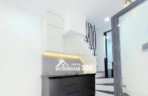Bán nhà hiếm Âu Cơ, Tân Bình: 20m2, 3 tầng, 2PN, sổ hồng chính chủ, nhỉnh 2XX tỷ, liên hệ 0943166831, cơ hội sở hữu ngay!